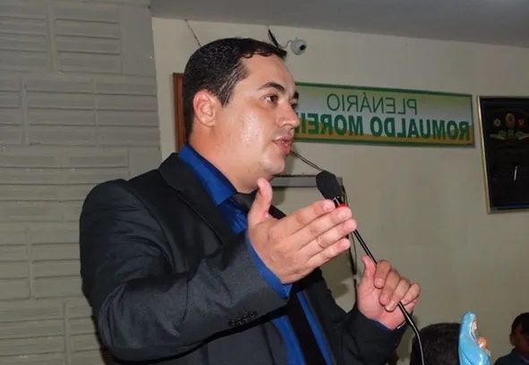 Ex-prefeito de Cachoeira dos Índios Alan Seixas é condenado por contratações irregulares