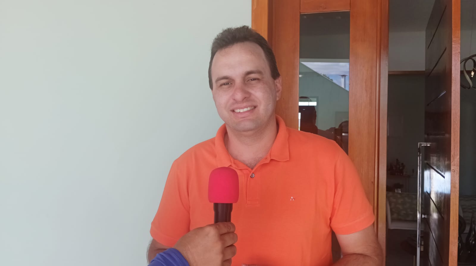 Prefeito Espedito Filho destaca avanços de Triunfo e reforça parcerias durante visita do senador Veneziano ao Vale do Rio do Peixe