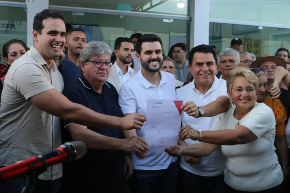 Prefeita Leninha Romão Realiza Inauguração da Reforma e Ampliação do CREDAF com Presença do Governador João Azevêdo