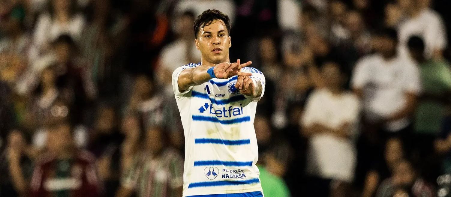 Kaio Jorge marca, Cruzeiro vence o Fluminense e assume a liderança do Campeonato Brasileiro