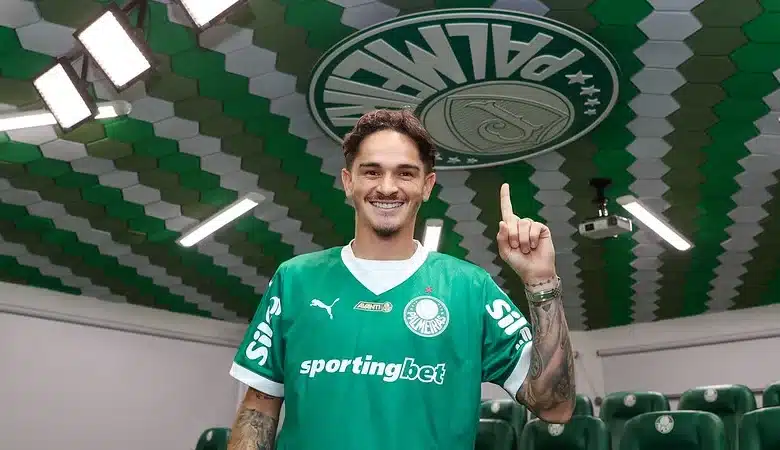 Jogador natural de Alexandria é contratado pelo Palmeiras