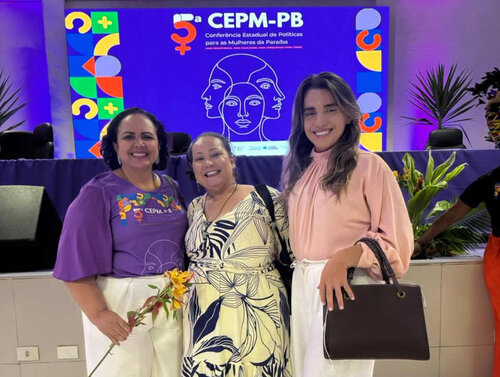 Uiraúna marca presença histórica na 5ª Conferência Estadual de Políticas para as Mulheres da Paraíba