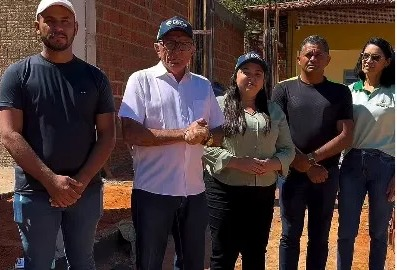 Prefeito Itamar Moreira acompanha reforma e ampliação de mais uma Escola em Poço Dantas