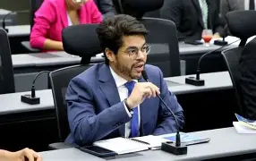 O vereador Leo Souza (Republicanos) criticou a proposta de concessão do título de Cidadão Natalense para Alexandre de Moraes.