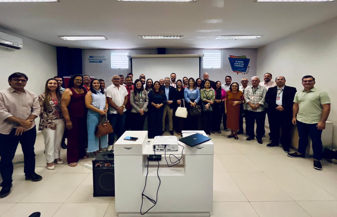 PARCERIA DE SUCESSO! PREFEITO ITAMAR MOREIRA E EQUIPE PARTICIPAM DE FÓRUM PROMOVIDO PELO BANCO DO NORDESTE