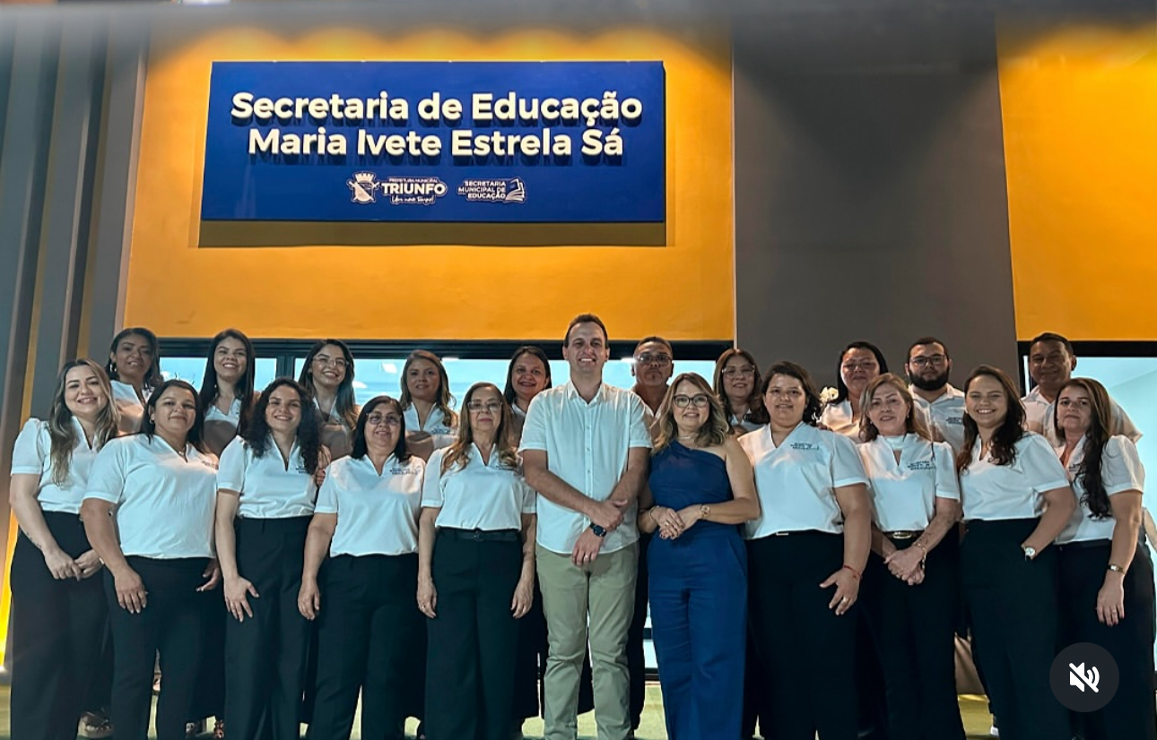 Prefeito de Triunfo inaugura nova sede da Secretaria de Educação