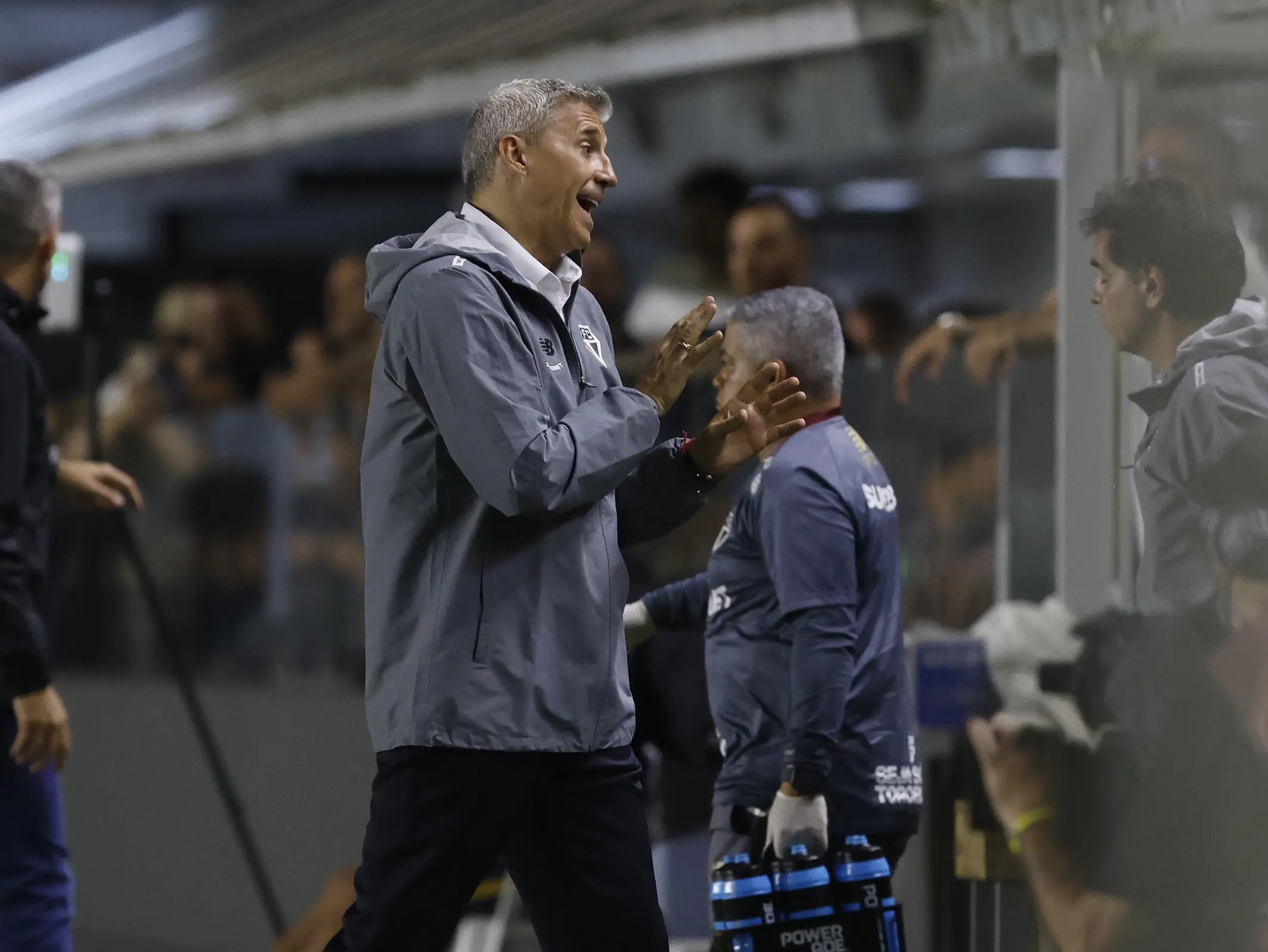Após derrota, Crespo vê São Paulo forte para jogo da Libertadores e diz: “Vamos ganhar”