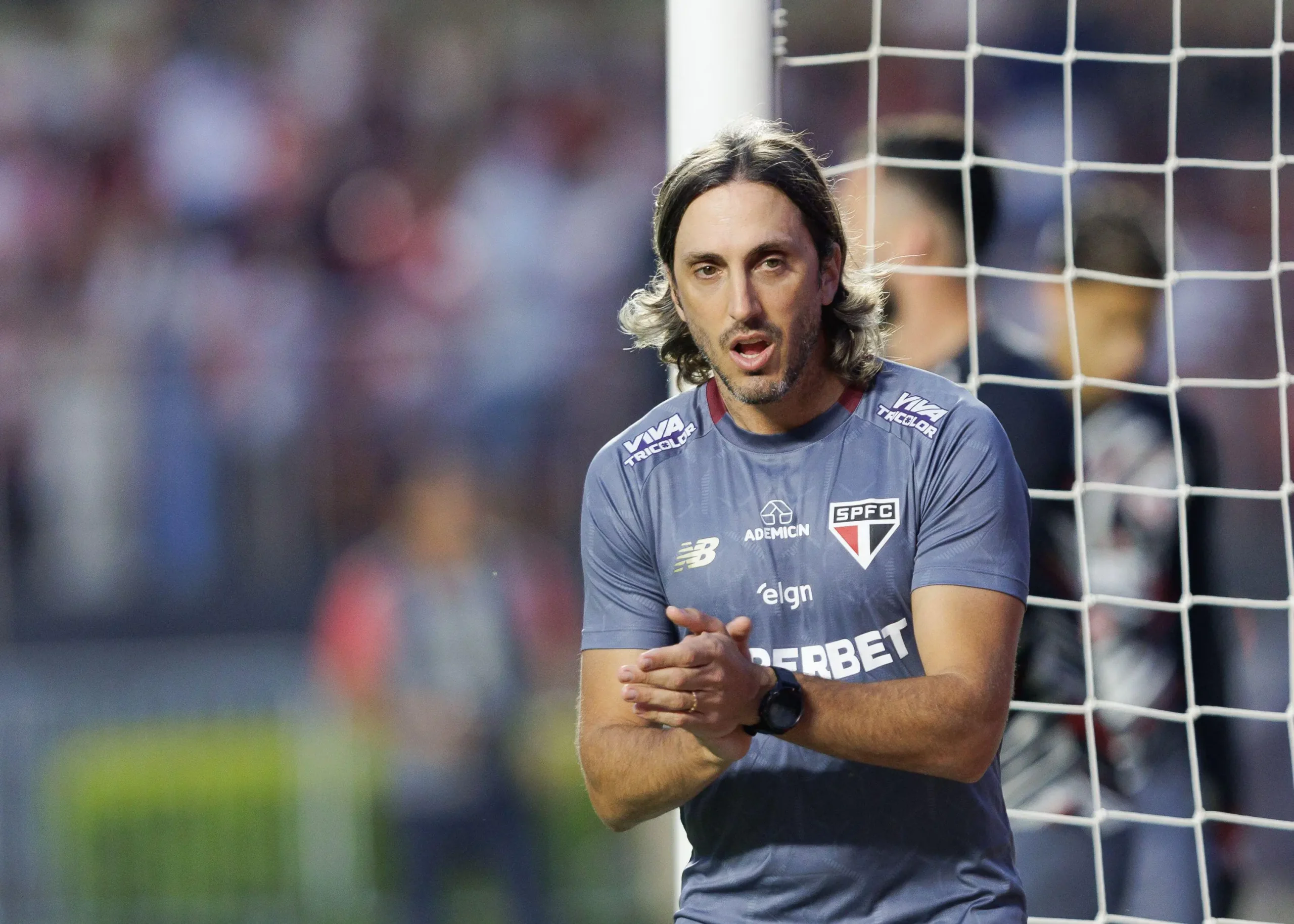 Internacional avança para fechar com Luís Zubeldía, ex-São Paulo