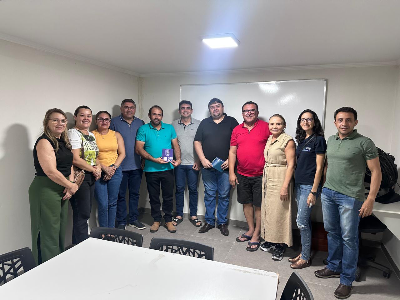 Reunião entre secretários e comissão organizadora define últimos detalhes da programação da semana do Município em São João do Rio do Peixe
