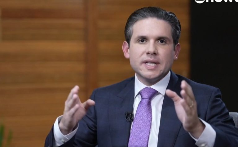 Hugo Motta rebate críticas e diz que Congresso vota matérias importantes, mesmo com polarização