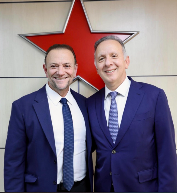 Aguinaldo se encontra com presidente do PT e abre diálogo para composição na PB