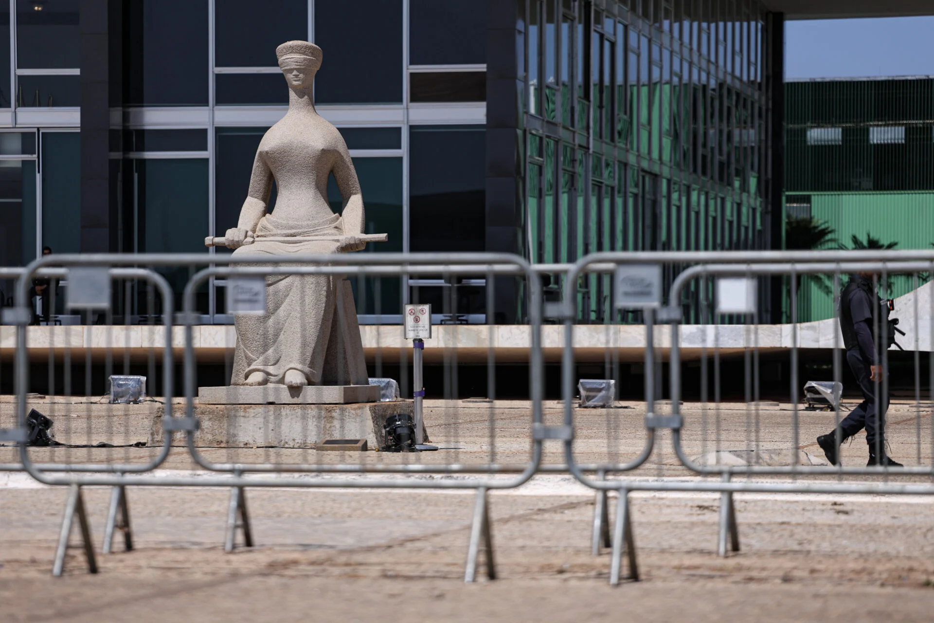 Reforma da Praça dos Três Poderes vai custar 57% a mais do que o previsto