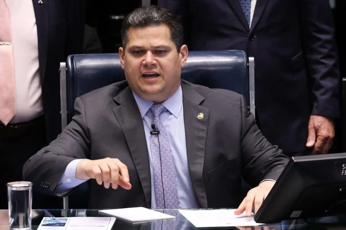 Sabatina de Jorge Messias expõe deterioração de diálogo entre poderes
