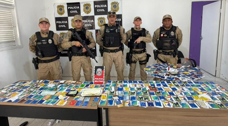 Agiota é preso com mais de 300 cartões de aposentados no Sertão da Paraíba
