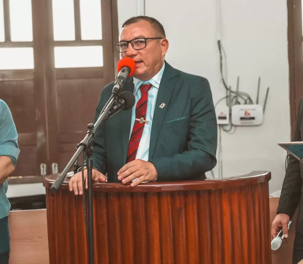 Vereador Riva renuncia à presidência da Câmara de São João do Rio do Peixe; vice-presidente Carlos Medeiros assume na próxima sexta-feira (02)