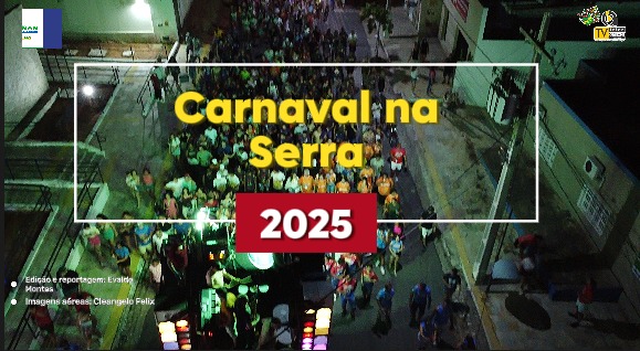 Domingo de carnaval na serra e multidão fazendo a festa em Luís Gomes