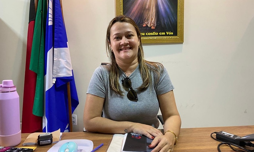 Ao lado de Veneziano, Luiz Claudino confirma a esposa como provável candidata a deputada estadual