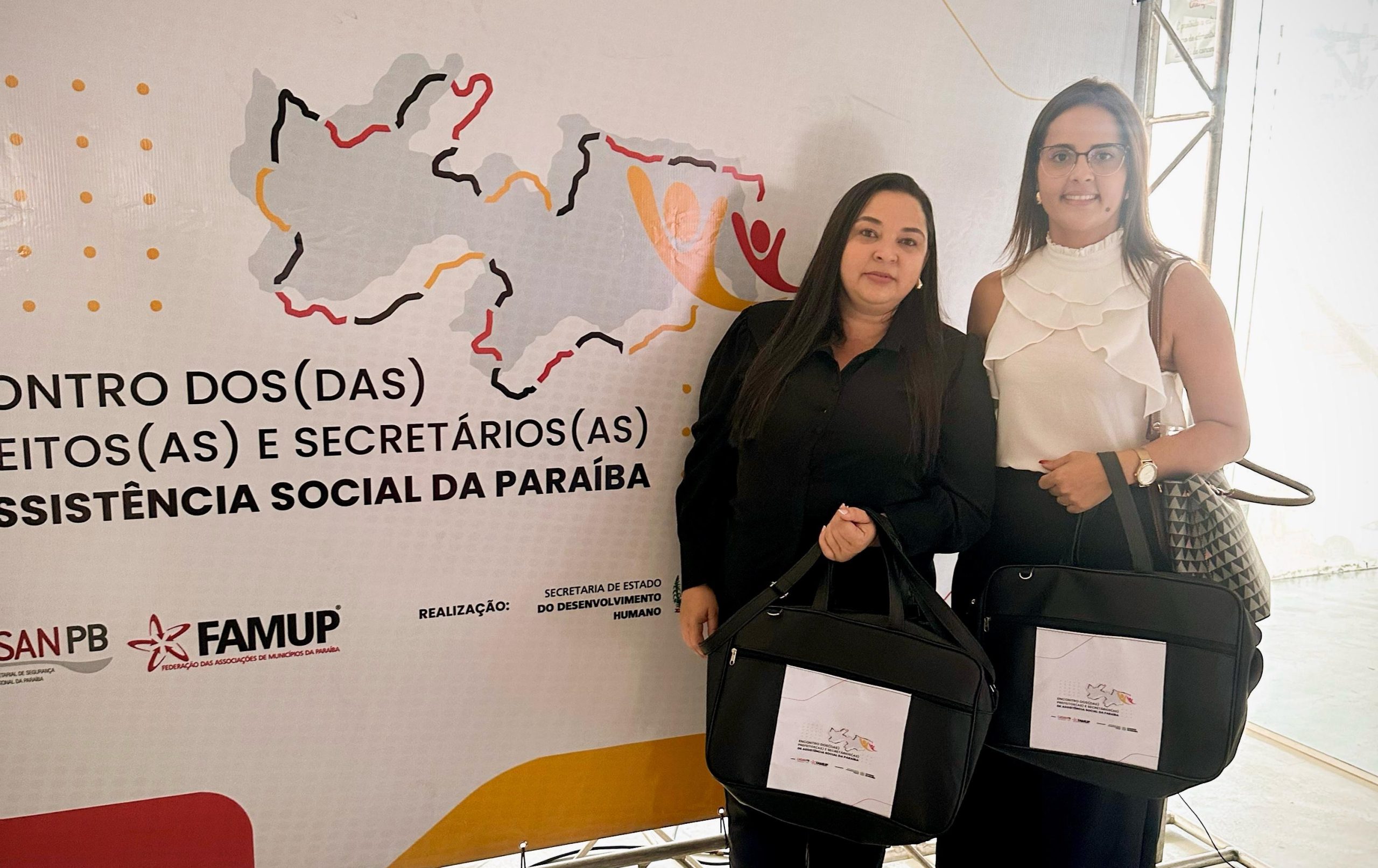 Vice prefeita e secretaria representam Poço Dantas em importante evento em João pessoa