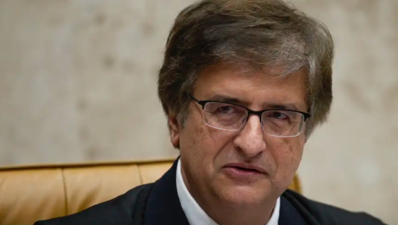 PGR é contra pedido de Bolsonaro para tirar Dino e Zanin de julgamento