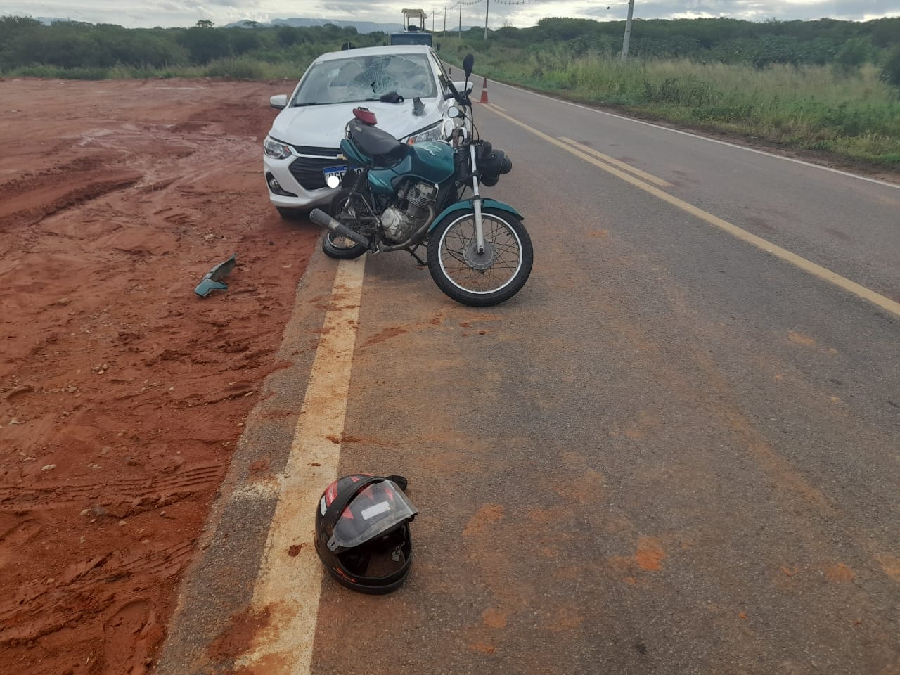 Motociclista morre após colisão com carro na BR-405 no interior do RN; motorista fugiu do local