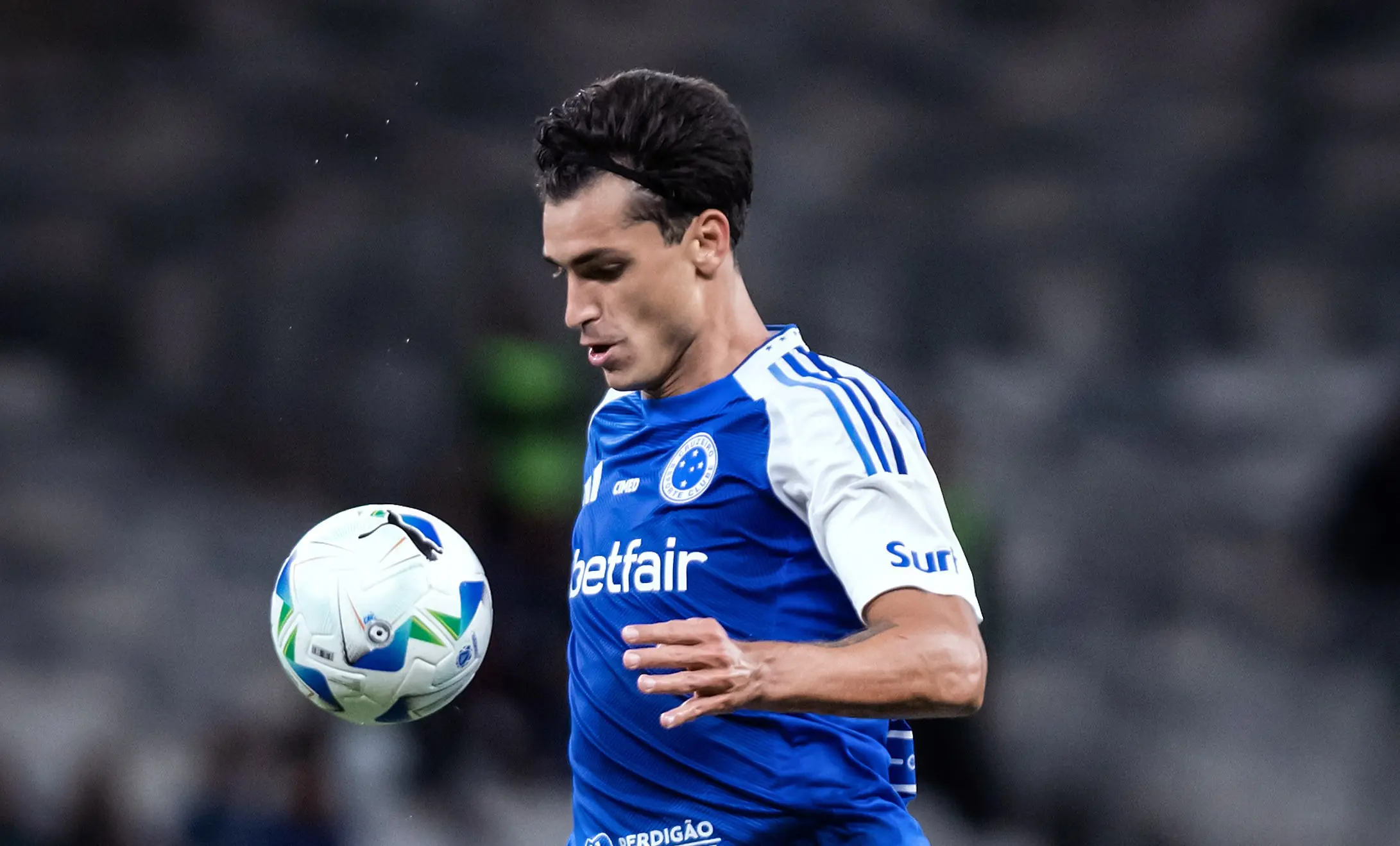 São Paulo encaminha contratação do atacante Juan Dinenno, do Cruzeiro