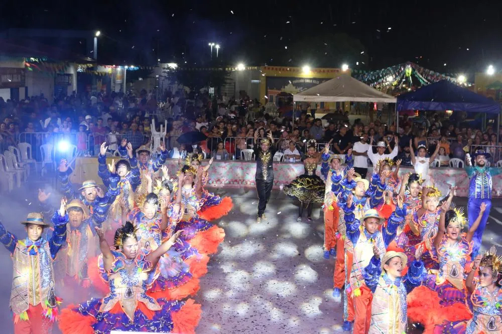 Uiraúna dá início ao São João Cultural com noite repleta de tradições e atrações musicais