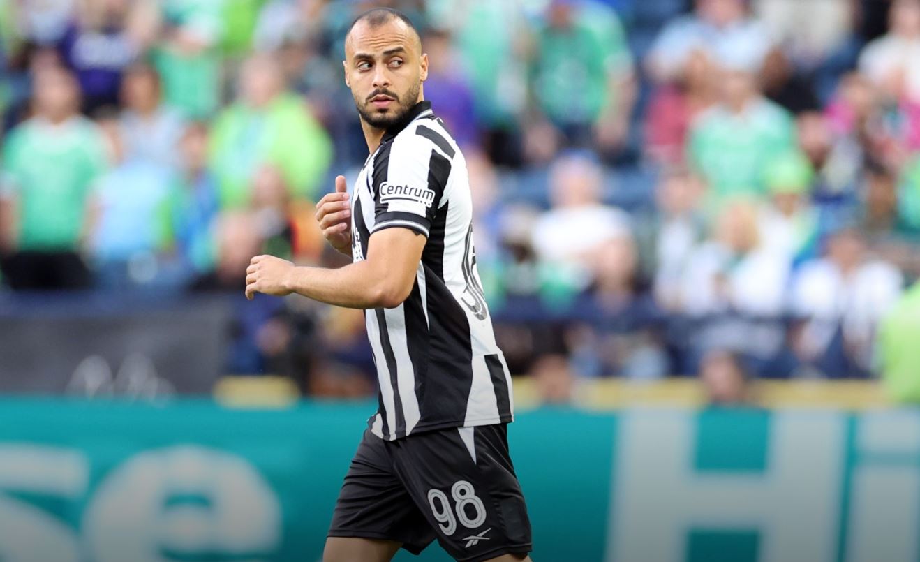 Arthur Cabral tem início discreto no Botafogo e soma apenas 21 minutos em campo no Mundial de Clubes