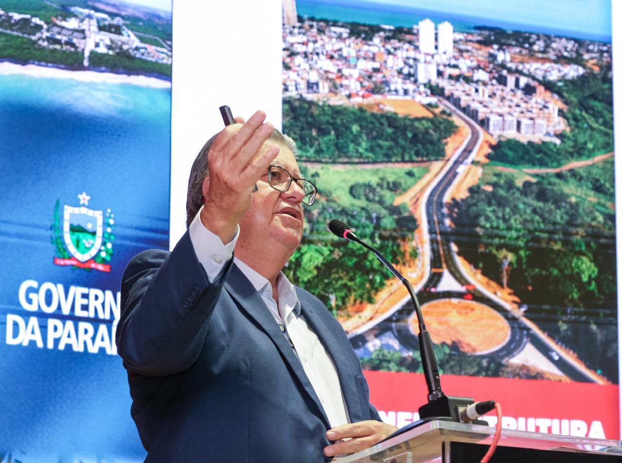 João Azevêdo diz que eleição mostrará erro de Cícero Lucena ao romper com base governista