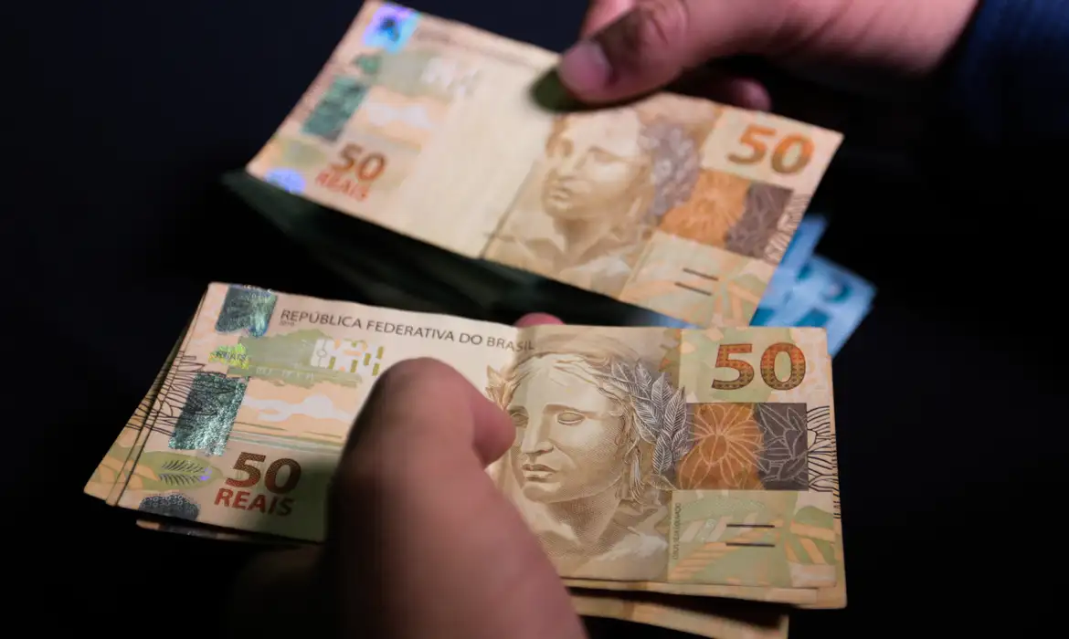 RN: Governo atrasa novamente o 13º e promete pagar hoje