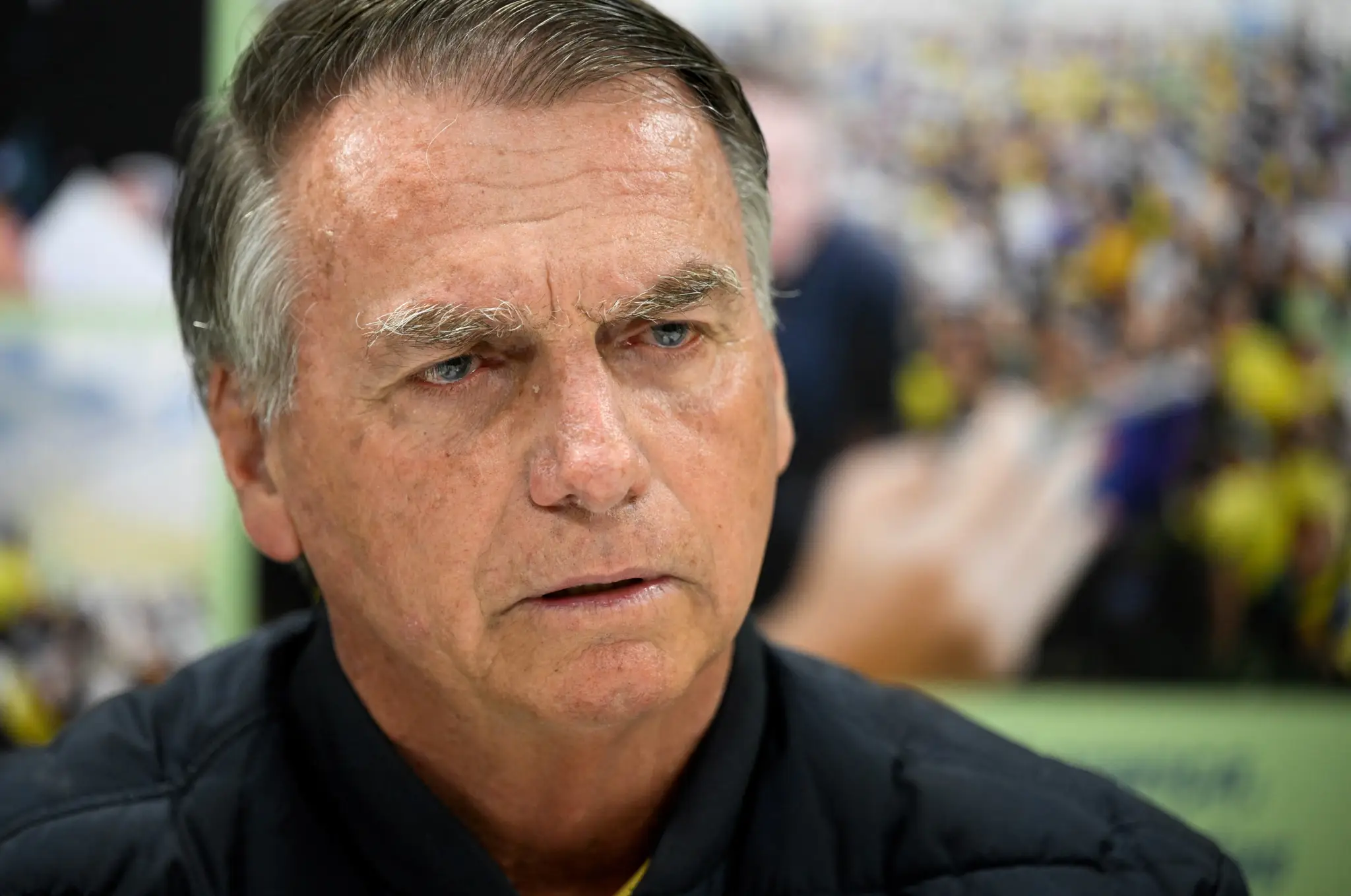 Gilmar Mendes nega habeas corpus com pedido de prisão domiciliar para Bolsonaro