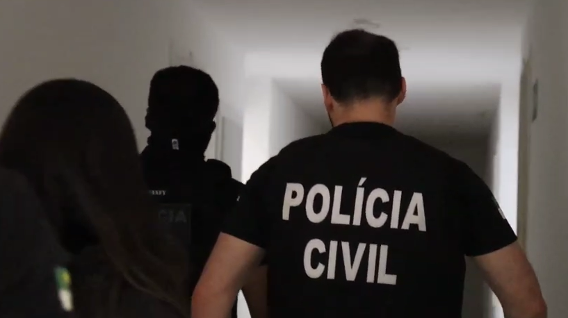 RN: Prefeito é preso em flagrante ao tentar ocultar dinheiro e celular durante operação