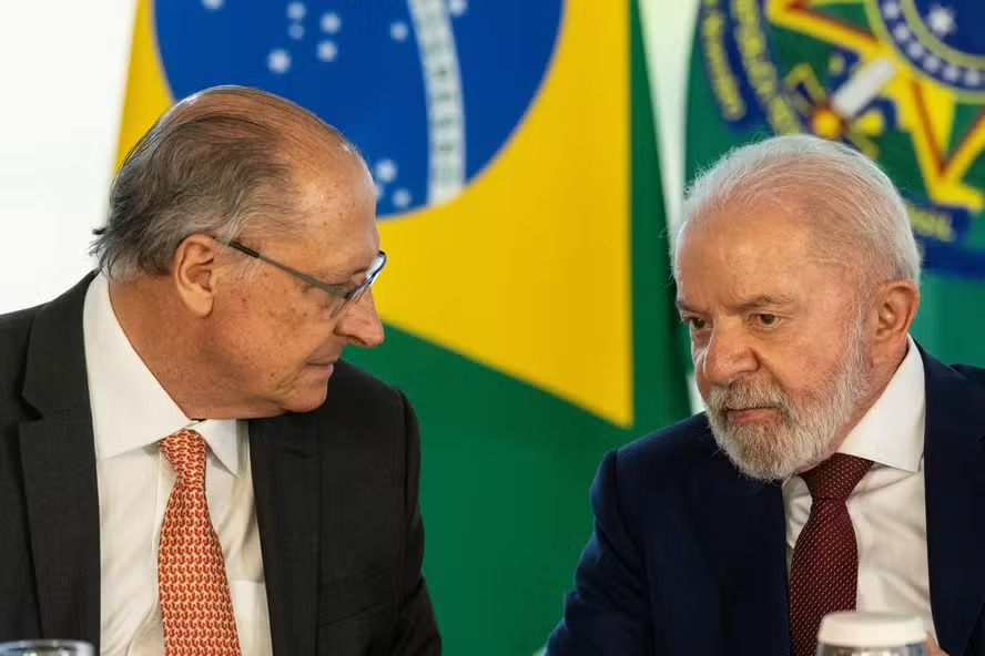 PT oferece vaga de vice para atrair MDB à chapa de Lula, mas Alckmin e divisões internas travam avanço