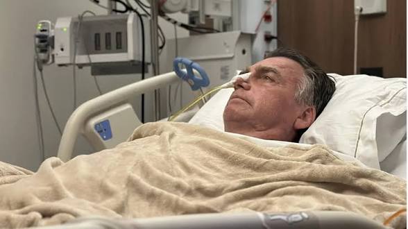 Bolsonaro segue internado apesar das orações e dos pensamentos negativos