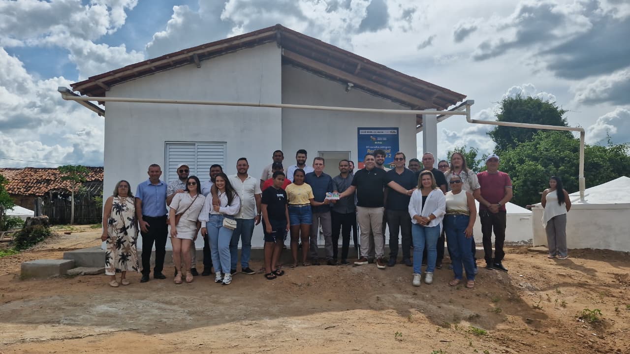 Emoção: Prefeito João Neto entrega unidades habitacionais e realiza sonho da casa própria em Aparecida