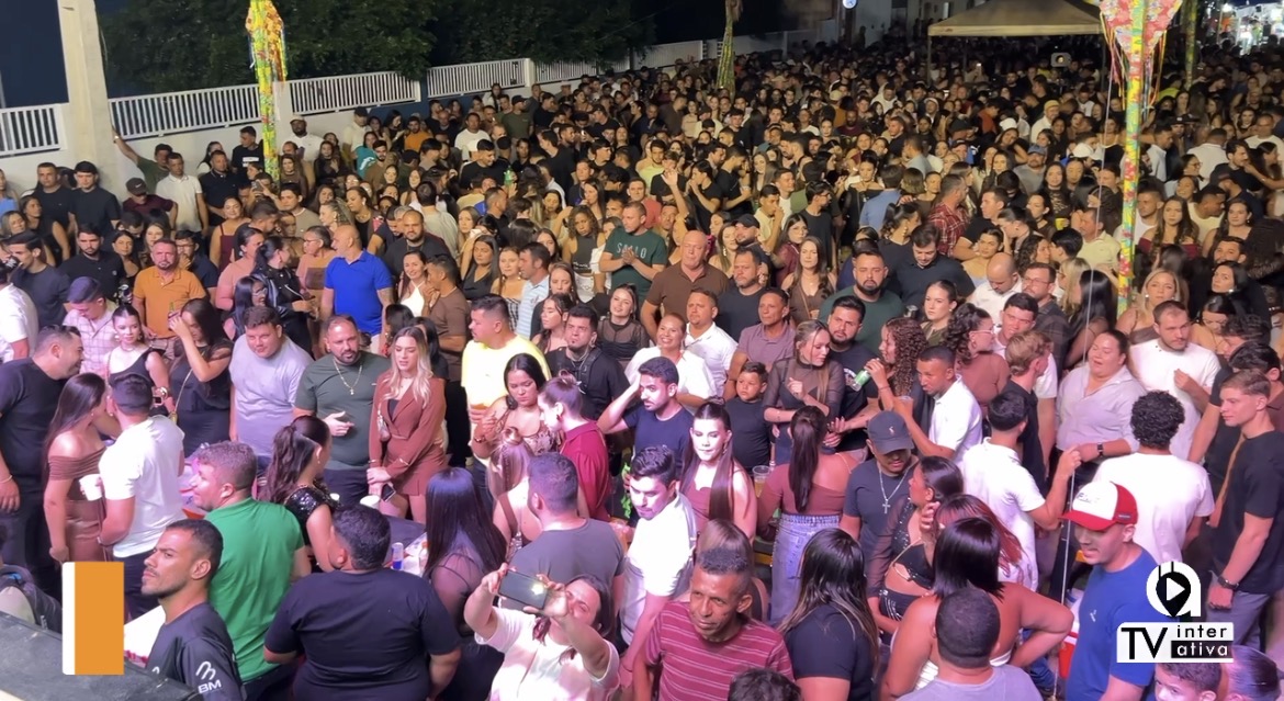 Tradição: Prefeitura de Paraná realiza mais um Arraiá de Chico Paulino com multidão na Caiçara
