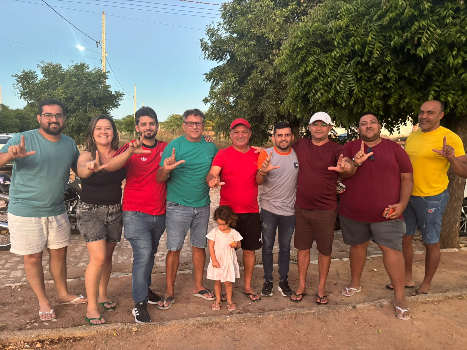 ADESÃO: Larúcia Sá amplia base política e recebe apoio do empresário Wellington Júnior em São João do Rio do Peixe