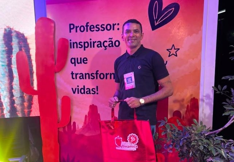 Professor morre após ser atropelado por carreta na BR-230, em Sousa