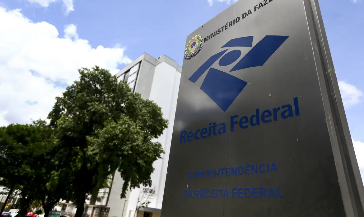 Receita libera consulta a lote especial de cashback do IR nesta quarta