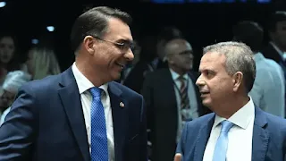  Rogério Marinho: Cotado pra vice de Flávio Bolsonaro é inimigo dos trabalhadores, aposentados e odeia o povo pobre.