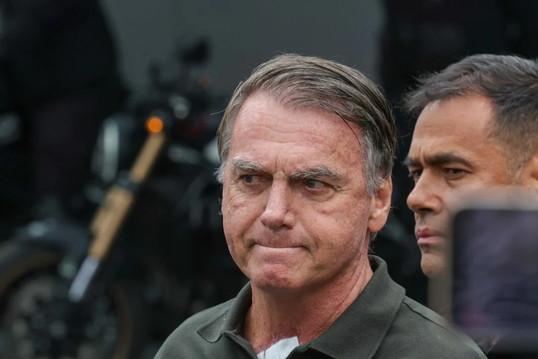 STM dá 10 dias para defesa de Bolsonaro em ação que julga perda de patente