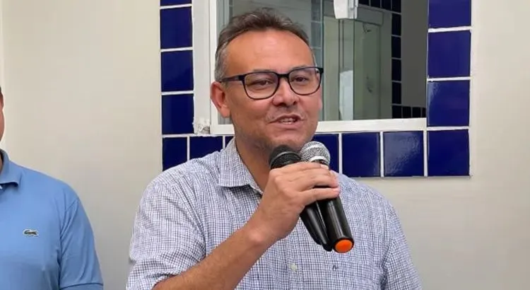 João Cléber presta contas de viagens feitas por veículos da Secretaria da Saúde, no mês de fevereiro