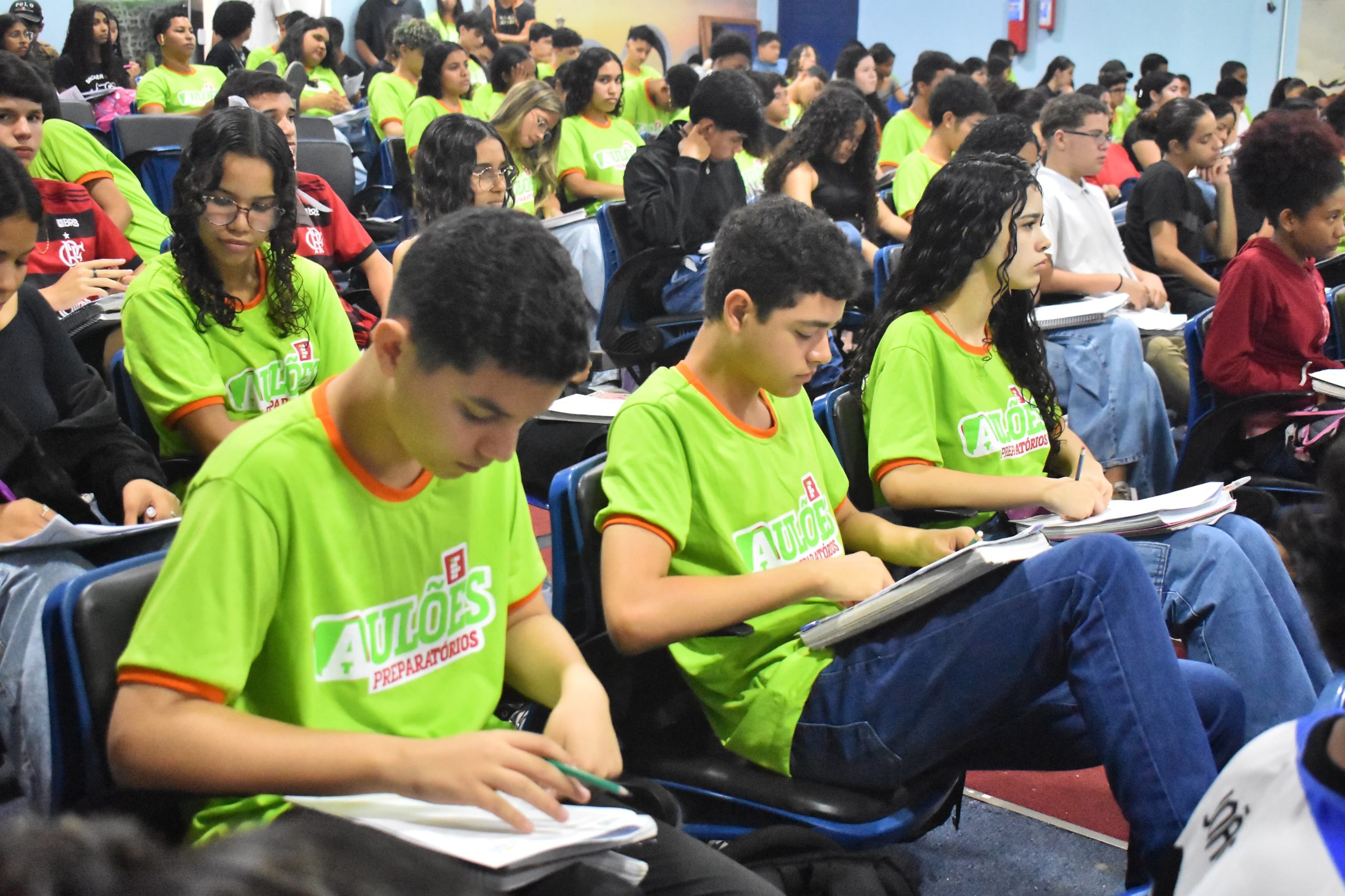 Prefeitura de São Gonçalo disponibiliza transporte gratuito para estudantes que participarão do Aulão Preparatório do IFRN.