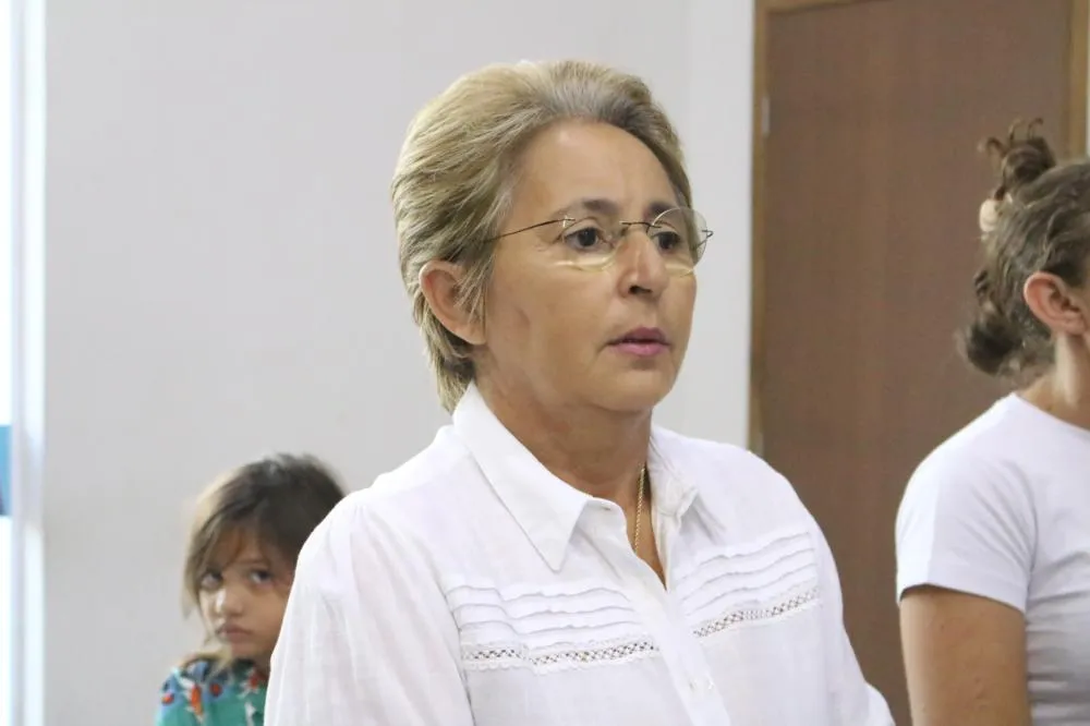 Crianças e Adolescentes neurodivergentes de Uiraúna terão medicamentos gratuitos e programa de apoio após aprovação unânime de projeto da prefeita Leninha Romão.