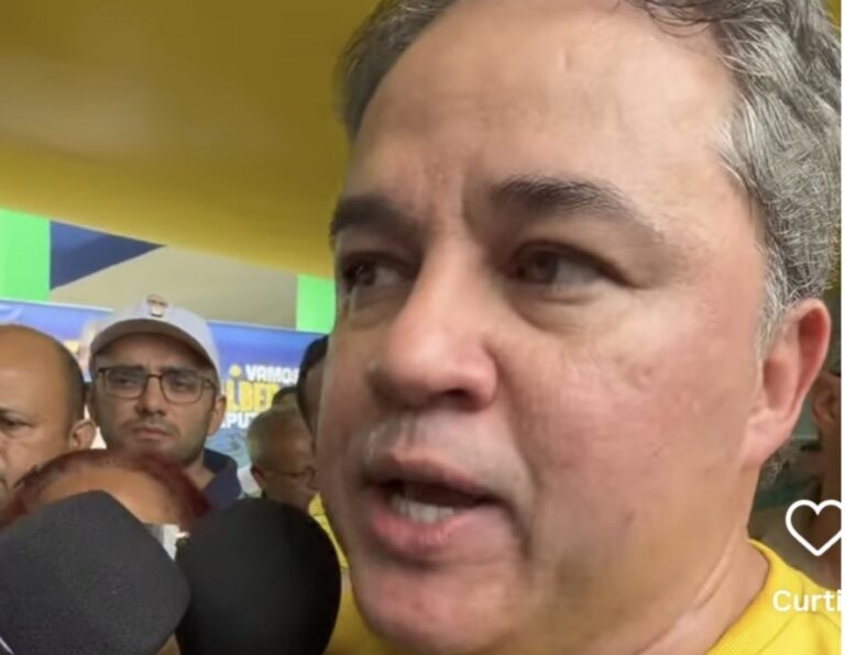 Na convenção do PL, Efraim Filho revela conversa com Juliana Cunha Lima e destaca gesto de Bruno