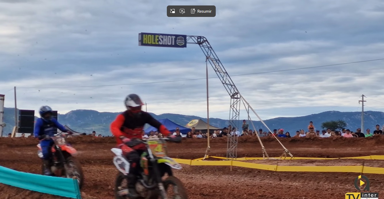 Motocross com os melhores pilotos do nordeste e shows lotam Triunfo no encerramento Triunfest 2026