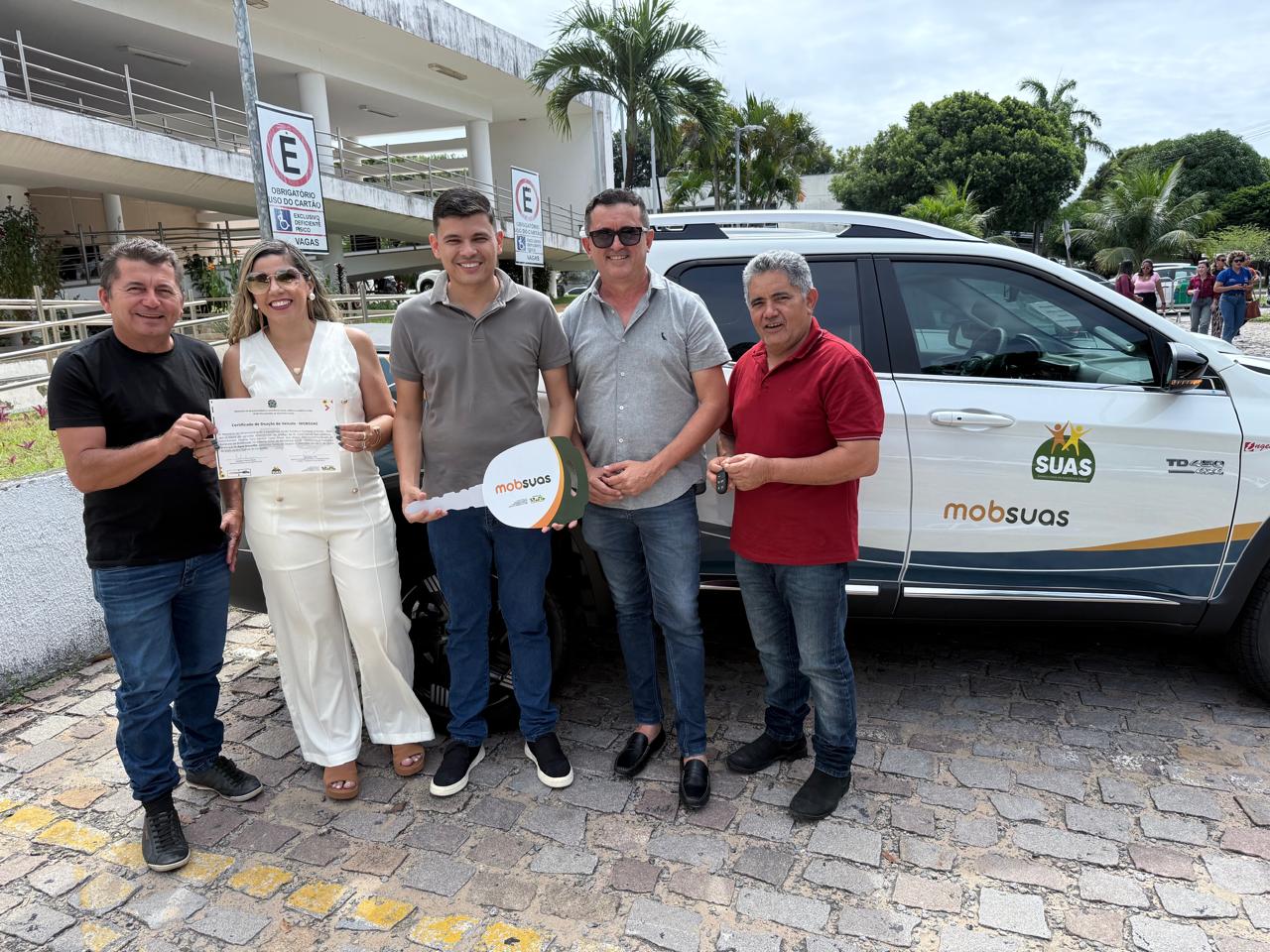 Água Nova recebe unidade móvel do MOBSUAS e reforça assistência social com carro Fiat Toro entregue pelo governo federal