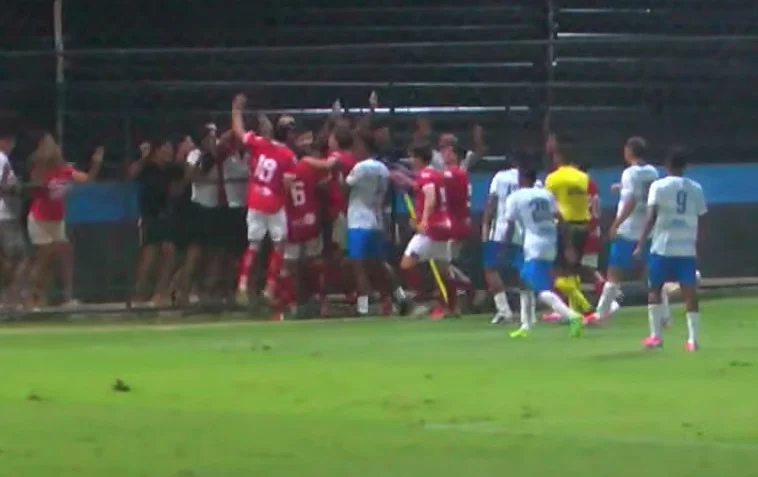 América divulga nota após briga generalizada no Estadual Sub-20: “Futebol de base exige respeito”