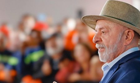182791,lula-com-468-lidera-disputa-contra-flavio-bolsonaro-no-2-turno-aponta-pesquisa-3