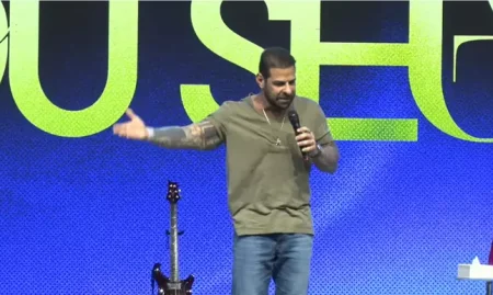 1_zettel-vb9l9amhrghg-63225326