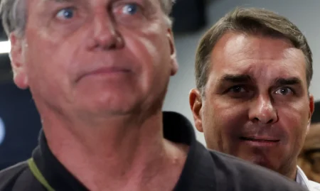 2025-12-05T183110Z_1_LYNXMPELB415E_RTROPTP_4_BRAZIL-BOLSONARO